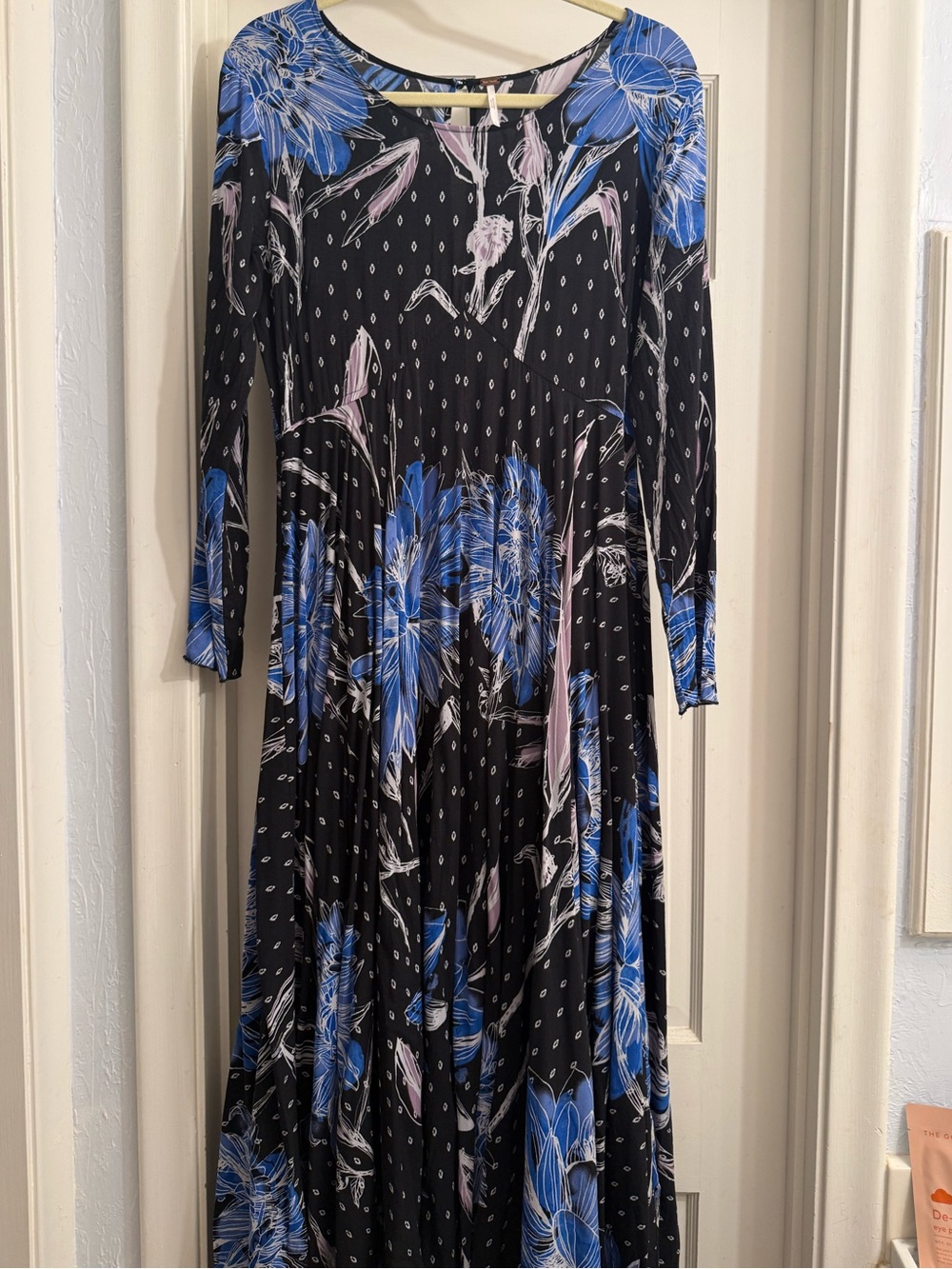 FREE PEOPLE FIRST KISS FLORAL PRINT MAXI DRESS NIGHT SIZE LARGE BLACK BLUE